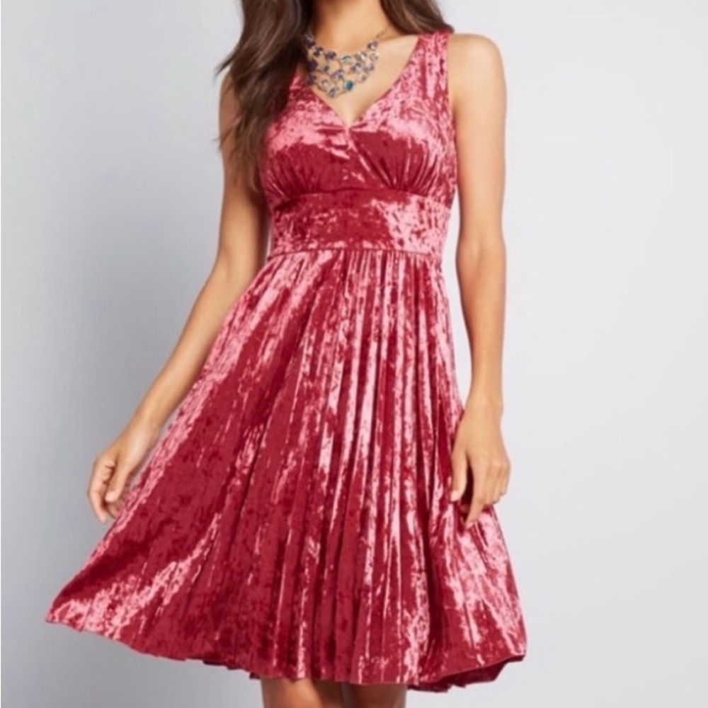 Modcloth Berry Velvet Dress EUC